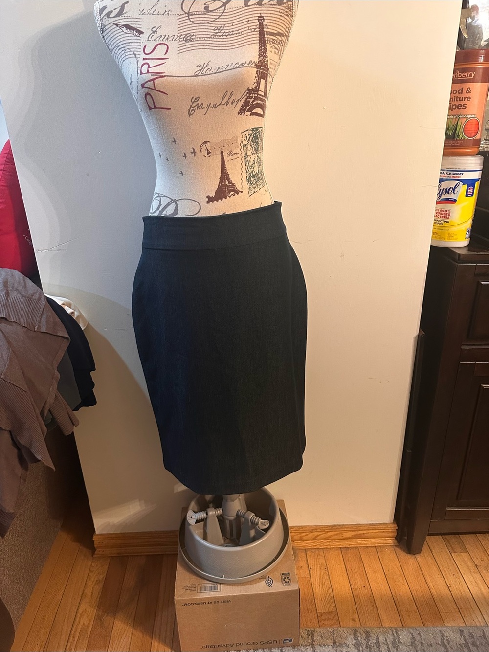 Paniz Navy Blue Pencil Skirt - Sleek Office Essential